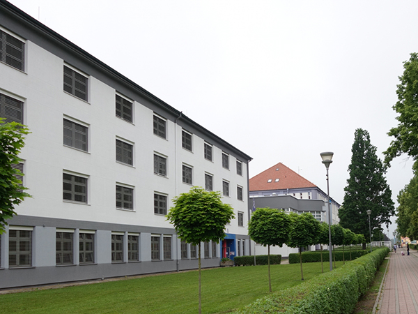 BUDOVA_VS_23951